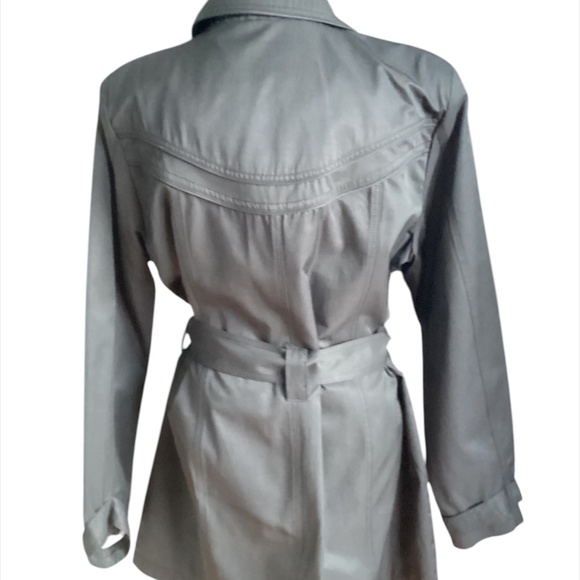 Trench Coat - Reitmans - Black Size 17 - Picture 5 of 9